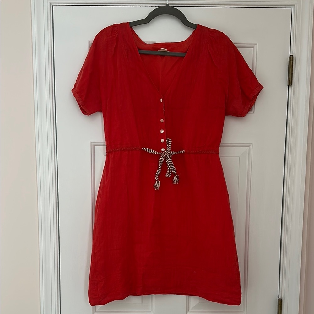 Chic Red Dress with Button Detail